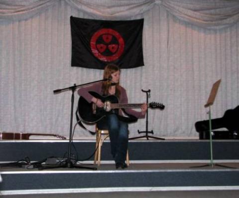 Лена Лавренова